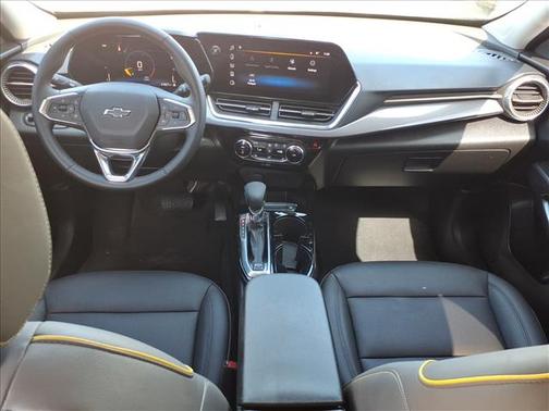 Mosaic Black Metallic 2024 Chevrolet Trax ACTIV