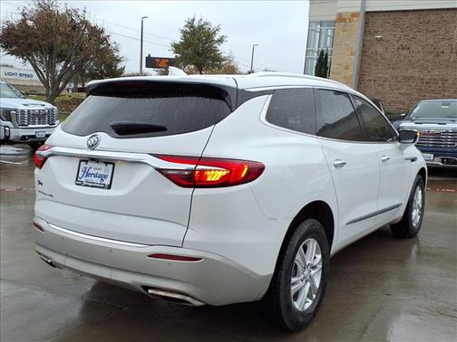 2021 Buick Enclave Essence