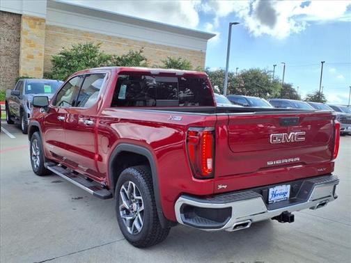2025 GMC Sierra 1500 SLT