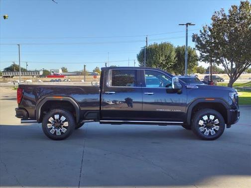 2025 GMC Sierra 2500 Denali