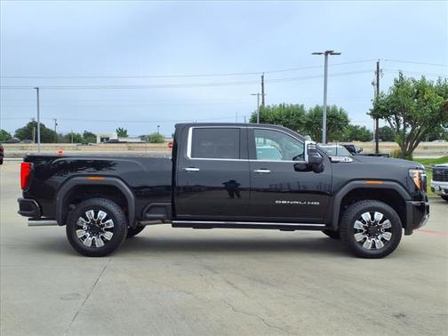 2025 GMC Sierra 2500 Denali