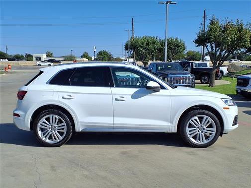 2018 Audi Q5 2.0T Premium Plus
