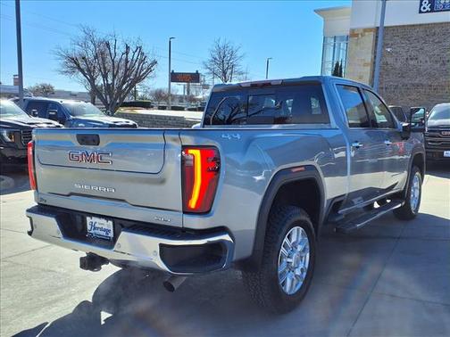 2024 GMC Sierra 2500 SLT