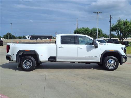 2025 GMC Sierra 3500 SLE