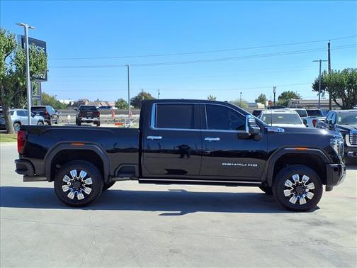 2024 GMC Sierra 2500 Denali