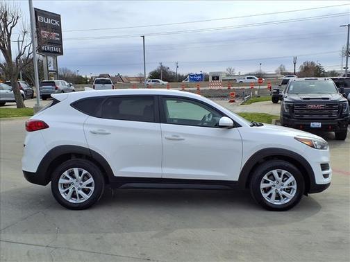 2020 Hyundai TUCSON SE