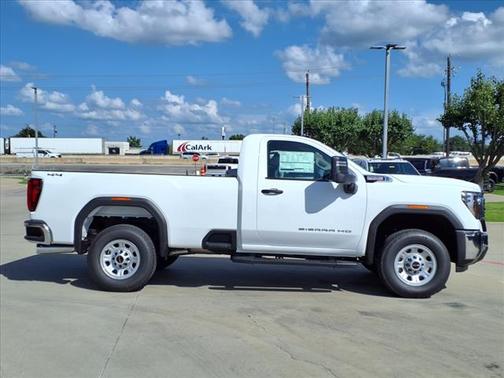 2025 GMC Sierra 2500 Pro