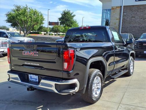 2025 GMC Sierra 1500 Pro