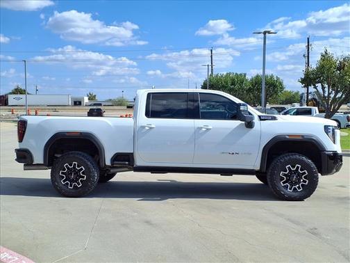 2025 GMC Sierra 2500 AT4X