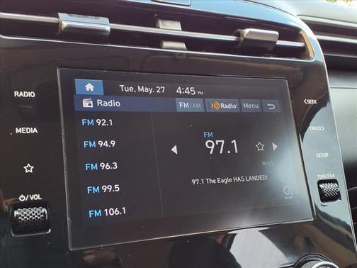 2022 Hyundai TUCSON SE