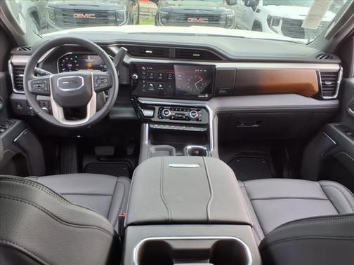 2025 GMC Sierra 2500 Denali