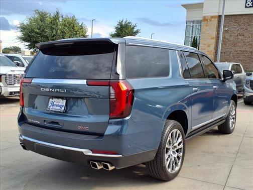 2025 GMC Yukon XL Denali