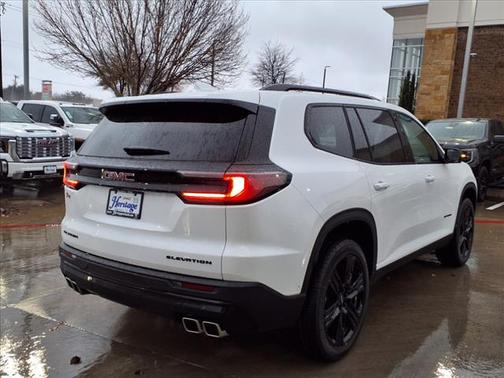 2025 GMC Acadia Elevation
