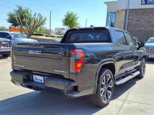 2025 GMC Sierra EV Denali