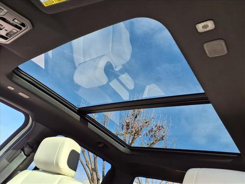 2023 Toyota Tundra Hybrid Capstone