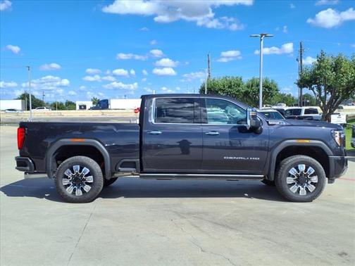 2025 GMC Sierra 2500 Denali