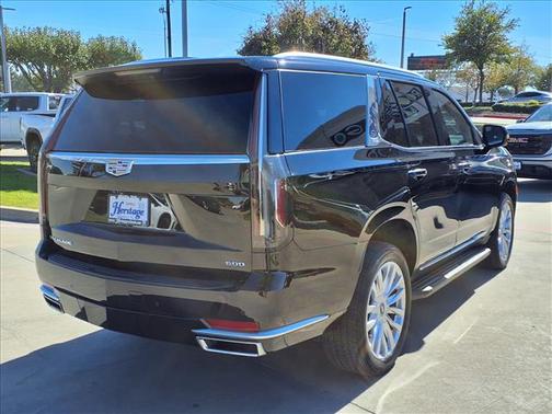 2023 Cadillac Escalade Luxury