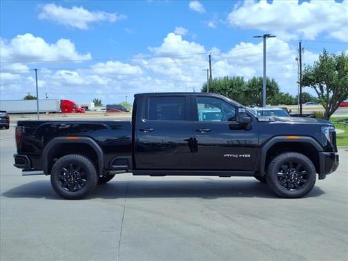 2025 GMC Sierra 2500 AT4