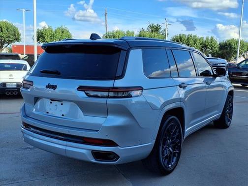 2023 Jeep Grand Cherokee L Summit