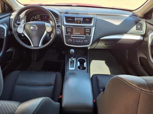 2016 Nissan Altima 2.5 SR