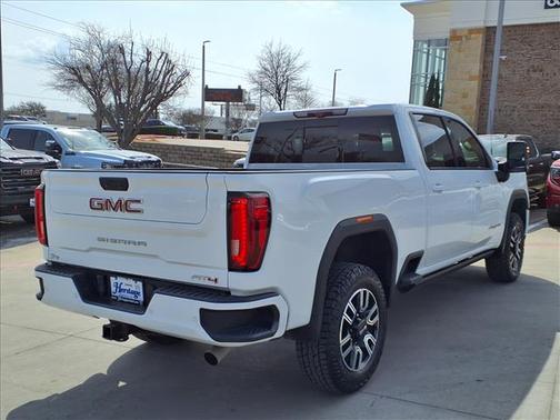 2023 GMC Sierra 2500 AT4