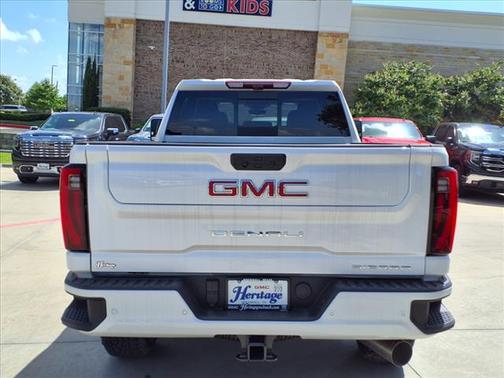 2025 GMC Sierra 2500 Denali
