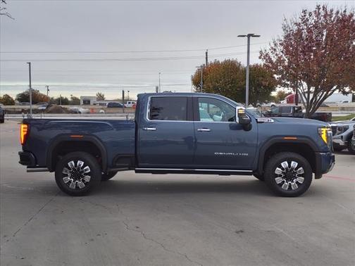 2025 GMC Sierra 2500 Denali