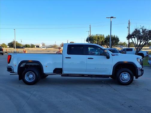 2026 GMC Sierra 3500 Pro