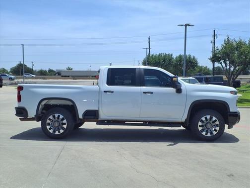 2025 Chevrolet Silverado 2500 Custom