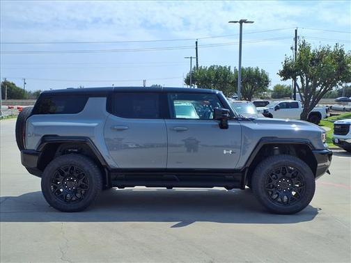 2026 GMC HUMMER EV SUV 2X