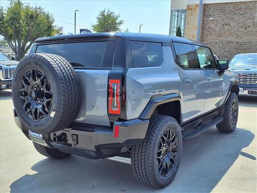 2026 GMC HUMMER EV SUV 2X