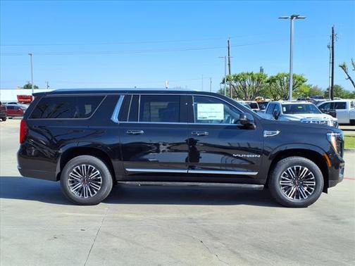 2025 GMC Yukon XL Elevation