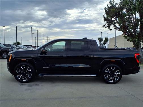 2025 GMC Sierra EV Denali