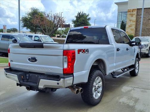 Ingot Silver Metallic 2017 Ford F-250 XLT