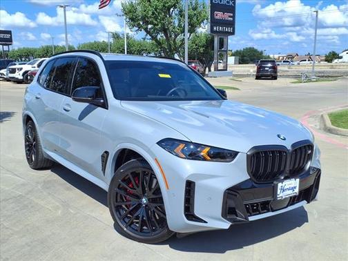 2025 BMW X5 M60i