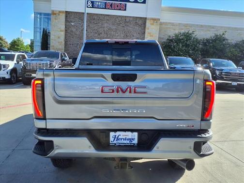 2025 GMC Sierra 2500 AT4