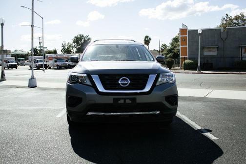 2019 Nissan Pathfinder S