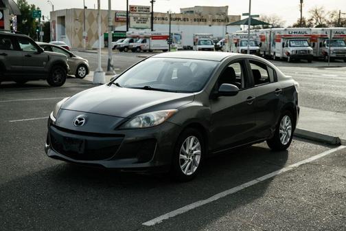2012 Mazda Mazda3 i Touring