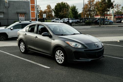 2012 Mazda Mazda3 i Touring