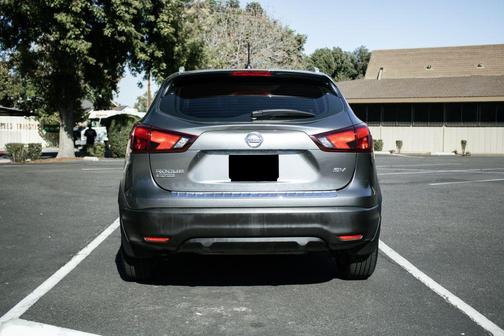 2018 Nissan Rogue Sport SV