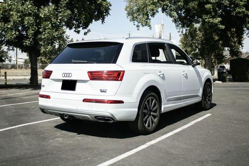 2017 Audi Q7 3.0T Premium