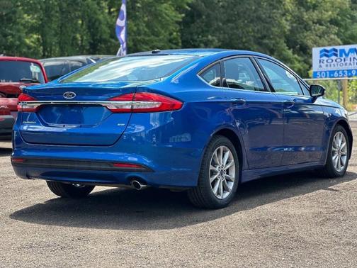 Lightning Blue 2017 Ford Fusion SE