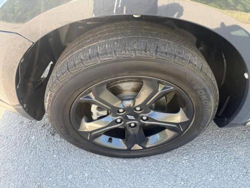 Pitch Black Clearcoat 2018 Dodge Journey Crossroad