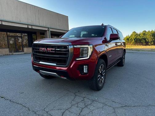 2021 GMC Yukon XL AT4