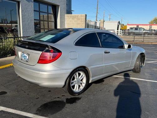 2002 Mercedes-Benz C-Class C 230