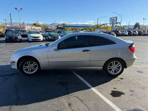 2002 Mercedes-Benz C-Class C 230
