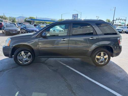 Gray 2009 Chevrolet Equinox LTZ