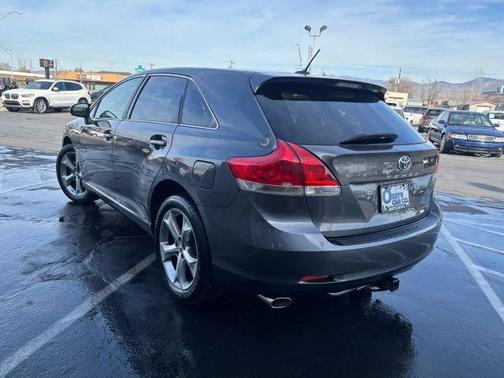 Gray 2009 Toyota Venza