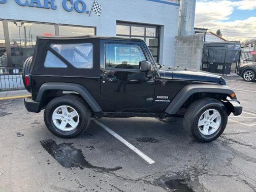 2017 Jeep Wrangler Sport