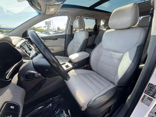 2016 Kia Sorento SX